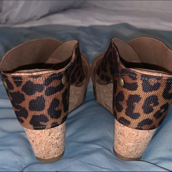 LUCKY BRAND CHEETAH CORK wedges womens size 5.5 - Picture 7 of 12